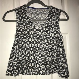 Anthropologie 9-H15 STCL black and white top